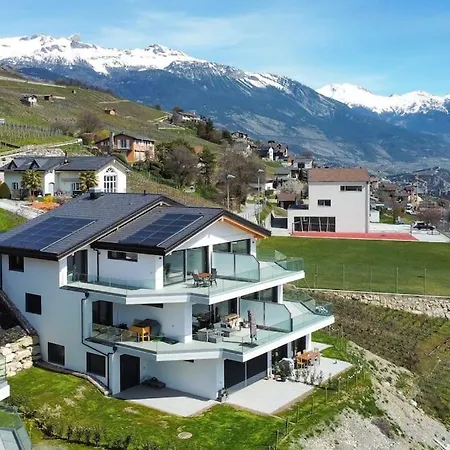 Bright Penthouse View & Terrace Apartment Crans-Montana