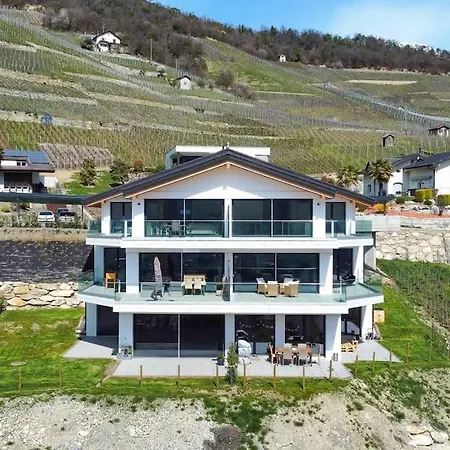 Bright Penthouse View & Terrace